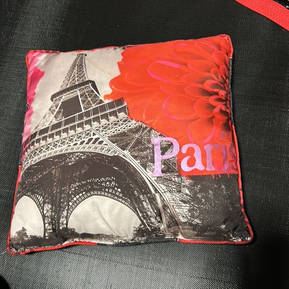 Y2K vintage Paris Eiffel Tower throw pillow - Picture 4 of 6